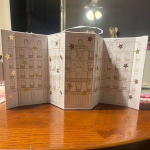 Collectible Sample Box with Jadore Minstures